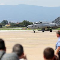 MIG-ovi uzlijeću kako bi dopratili Vatrene