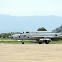 MIG-ovi uzlijeću kako bi dopratili Vatrene