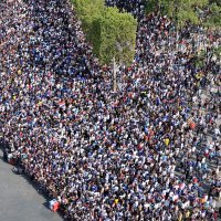 Doček francuske reprezentacije u Parizu