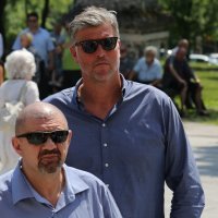Dubravko Šimenc na pogrebu Šurbeka