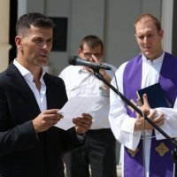 Zoran Primorac na pogrebu Dragutina  Šurbeka