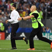 Pussy Riot, upad na teren tijekom finalne utakmice SP-a u Rusiji Hrvatska-Francuska