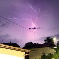 Munje parale nebo iznad Istre