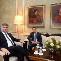 Susret premijera Andreja Plenkovića s irskim kolegom Leom Vardakarom