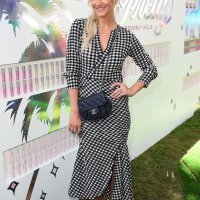 Ashlee Simpson u haljini gingham uzorka