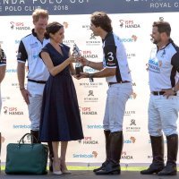 Meghan Markle i princ Harry poljupci u javnosti