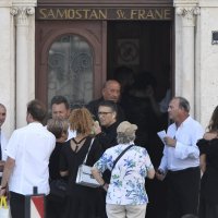 Misa za Olivera Dragojevića u crkvi Svetog Frane