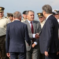 Vlada u posjeti bazi na Plesu