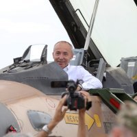 Vlada u posjeti bazi na Plesu