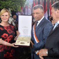 Predsjednica odlikovala generale Antu Gotovinu i Mladena Markača