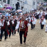 Svečana povorka 303. Sinjske alke