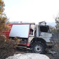 Vatrogasci probdjeli cijelu noć na požarištu kod Lokve Rogoznice