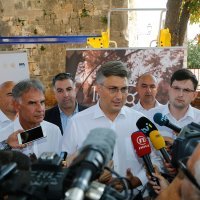 Kolinda Grabar-Kitarović i Andrej Plenković na 43. Trci na prstenac