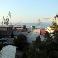 Radnici brodogradilišta 3.maj dolaze na posao i započinju štrajk na radnim mjestima