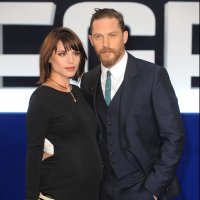 Tom Hardy i Charlotte Riley