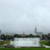 Građane u Zagrebu dočekalo kišovito i hladno jutro