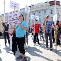 Radnici Uljanika i 3. maja okupljaju se na Trgu bana Jelačića uoči prosvjeda