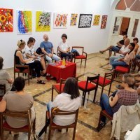 Odvalimo se poezijom