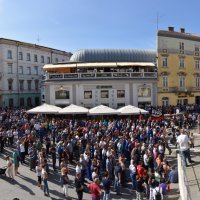 Štrajkaši i peti dan izašli na gradske ulice
