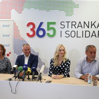 Konferencija za medije povodom suradnje Stranke rada i solidarnosti i Nezavisne liste Bura.