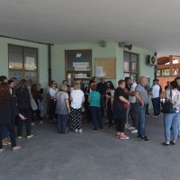 Četiri autobusa članova HDZ-a krenulo je za Zagreb na sastanak s premijerom