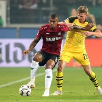 Hannover (Silva Walac) - Borussia Dortmund (Lukasz Piszczek)