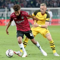 Hannover (Linton Maina) - Borussia Dortmund (Marius Wolf)