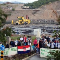 Prosvjednici blokirali ulaze u Županijsko odlagalište otpada Marišćina