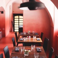 Brokenships Bistro