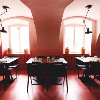 Brokenships Bistro