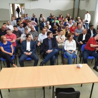 Okupljanje SDP-ovih pobunjenika u Kamanju