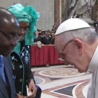 Papa Franjo i RobertMugabe