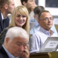 Bruna Esih, Zlatko Hasanbegović