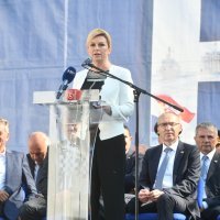Kolinda Grabar Kitarović i Damir Krstičević u Pločama
