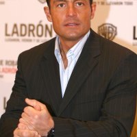Fernando Colunga