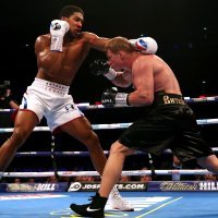 Anthony Joshua (l) i  Alexander Povetkin