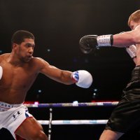 Anthony Joshua (l) i  Alexander Povetkin