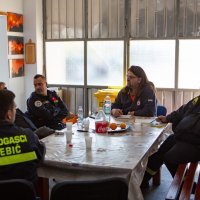Zgarišta na mjestima koje je poharao veliki požar na poluotoku