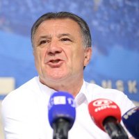 Zdravko Mamić na presici na kojoj je pokazao lažne SMS-ove