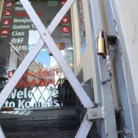 Zatvorena poslovnica turističke agencije Kompas u Gajevoj ulici