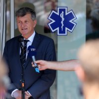 Ministar Milan Kujundžić na svečanom otvorenju novog OHBP-a riječkog KBC-a