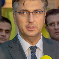 Premijer Andrej Plenković na sastanku ličko-senjskog HDZ-a u Gospiću