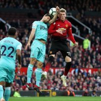 Manchester United (Scott McTominay) - Newcastle United (Federico Fernandez)