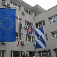 Podizanjem zastave otvoren privremeni Ured predsjednice