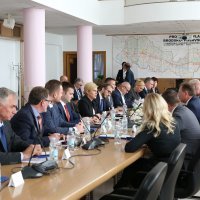 Predsjednica za vrijeme sastanka