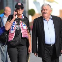 Atmosfera u gradu uoči početka prosvjeda zbog ratnih zločina