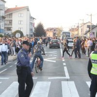 Prosvjed mještana Turnja nakon pogibije 10-godišnjeg dječaka