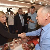 Predsjednica Kolinda Grabar-Kitarović posjetila 12.Internacionalni sajam pršuta