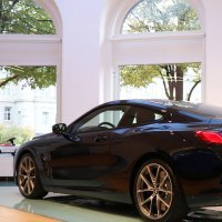 BMW serije 8 Coupé u Carbon black boji 5