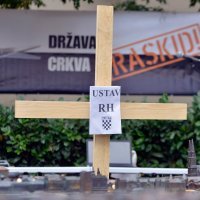 Prosvjed protiv Vatikanskih ugovora